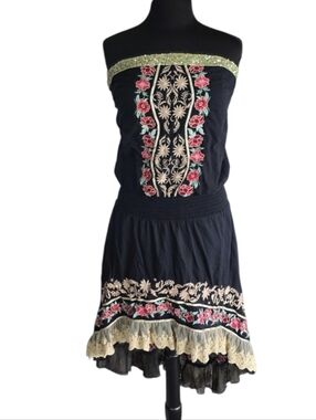 VENUS | Dresses | Venus Embroidery Dress | Poshmark VENUS | Dresses | Venus Embroidery Dress | Poshmark